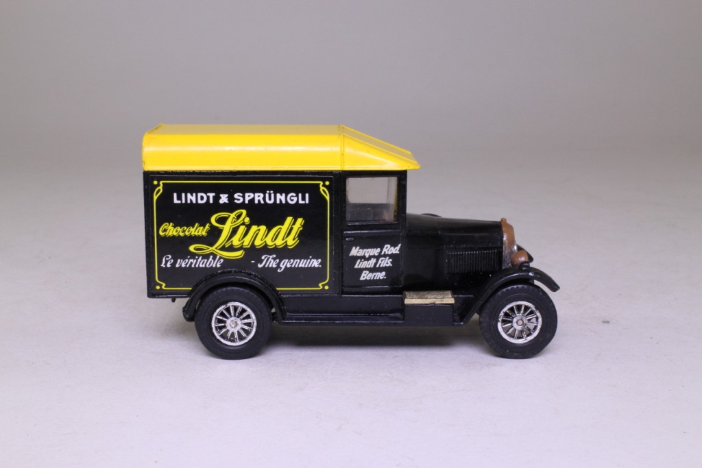 Models of Yesteryear Y47-1; 1929 Morris Cowley Van